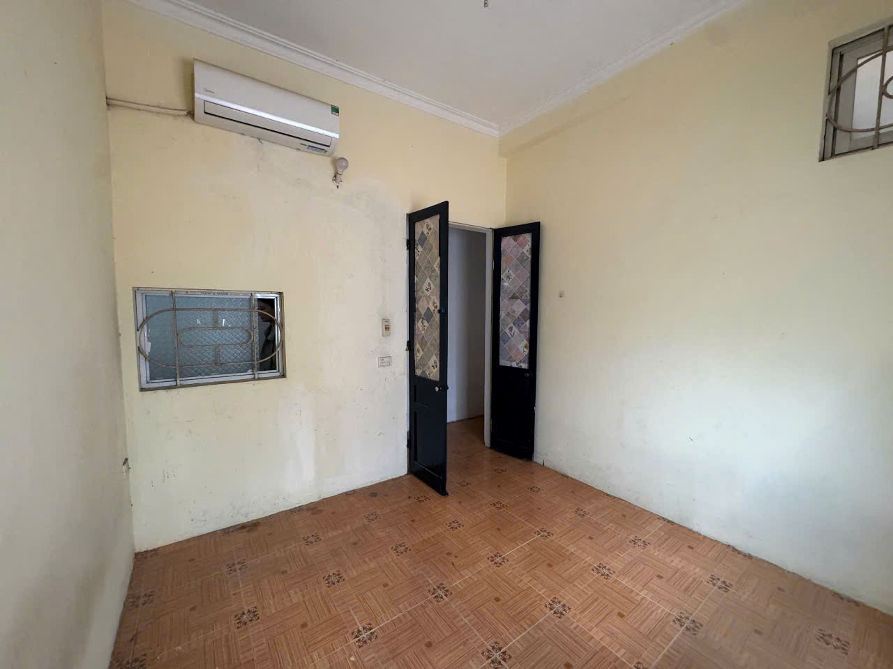 Cho thuê nhà Phố Lê Thanh Nghị, 6 tầng x 80m2, 13 ngủ, 12 vệ sinh, có cho làm CHDV - Ảnh 1